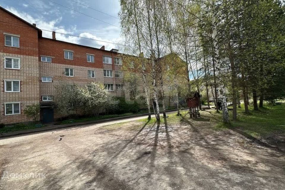 Продаётся 4-комнатная квартира, 79.9 м²