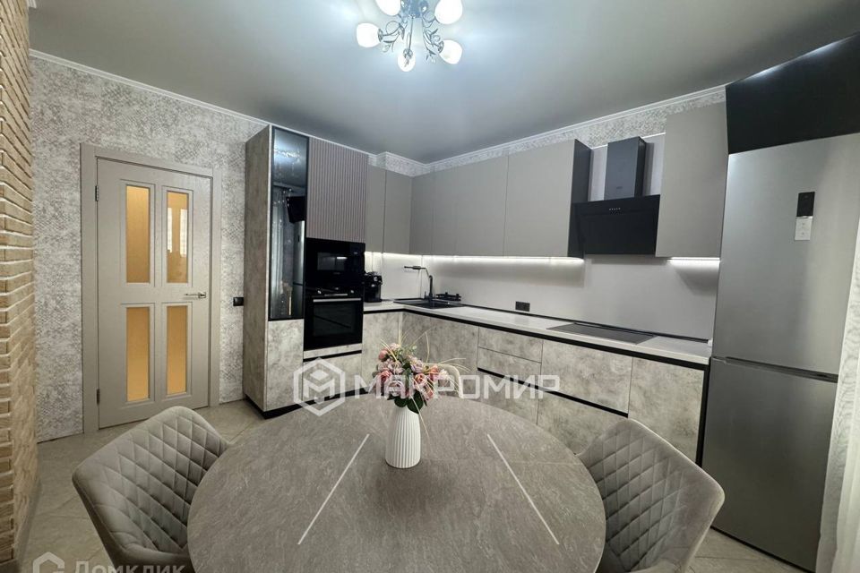 Продаётся 2-комнатная квартира, 74 м²