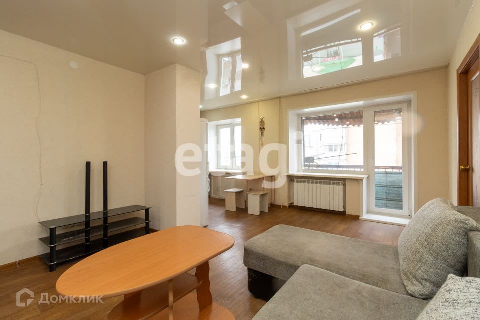 Продаётся 2-комнатная квартира, 42.4 м²