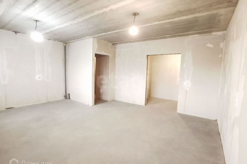 Продаётся 2-комнатная квартира, 55.9 м²