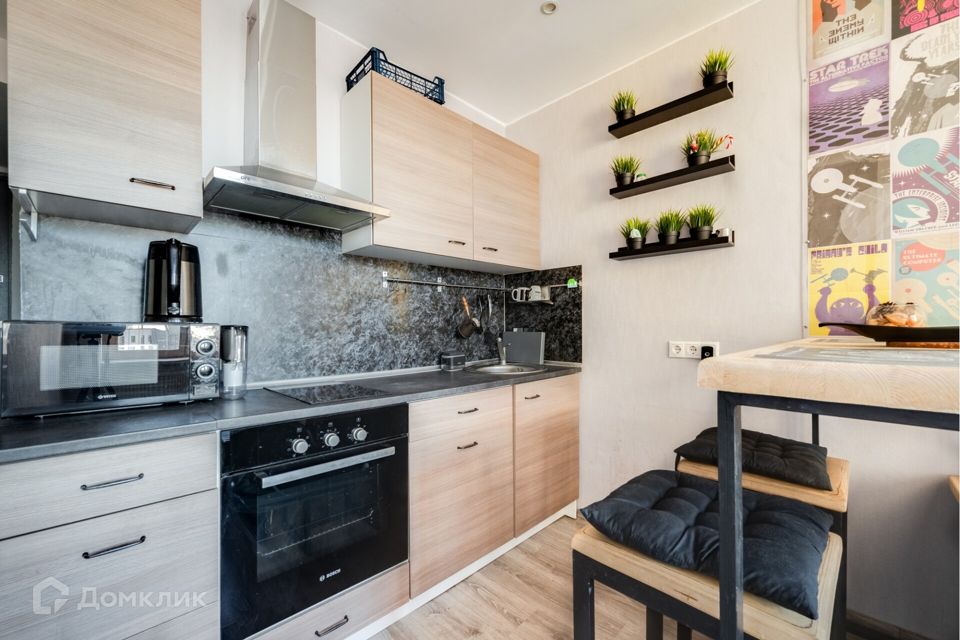 Продаётся 1-комнатная квартира, 37 м²