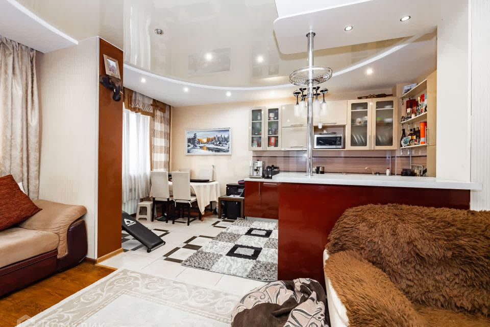 Продаётся 2-комнатная квартира, 64.8 м²