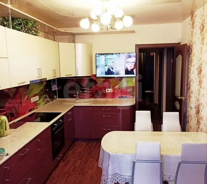 Продаётся 2-комнатная квартира, 64 м²