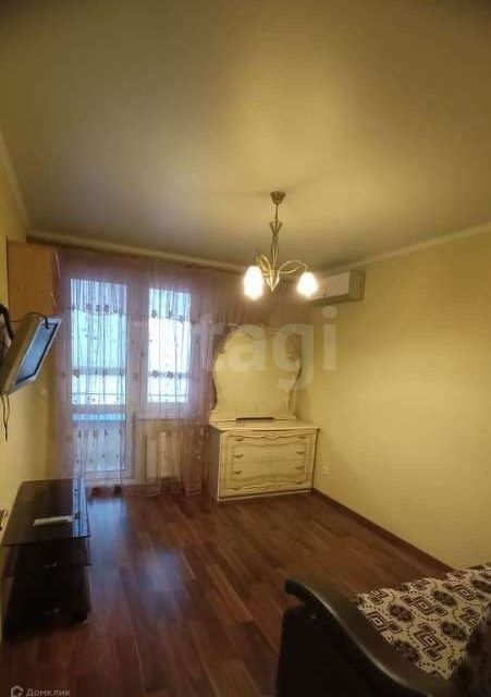 Сдаётся 2-комнатная квартира, 56 м²
