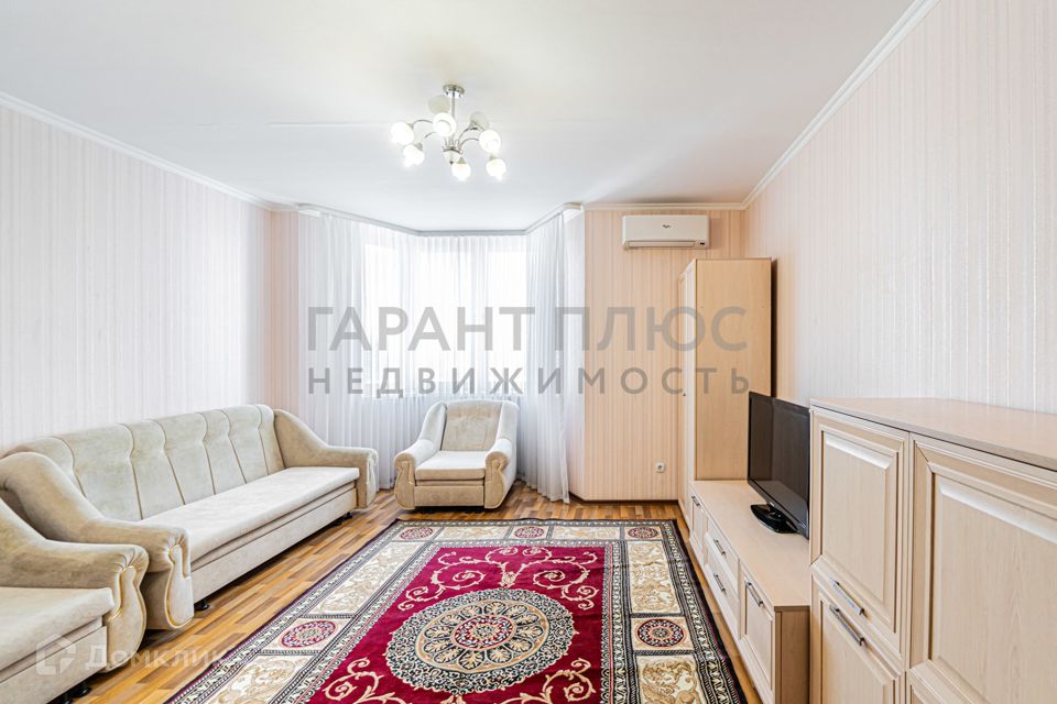 Сдаётся 3-комнатная квартира, 100 м²