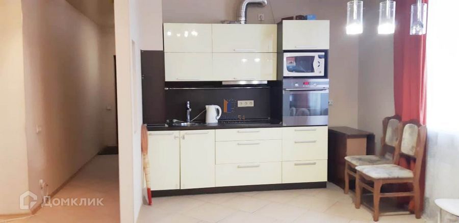 Сдаётся 2-комнатная квартира, 62 м²