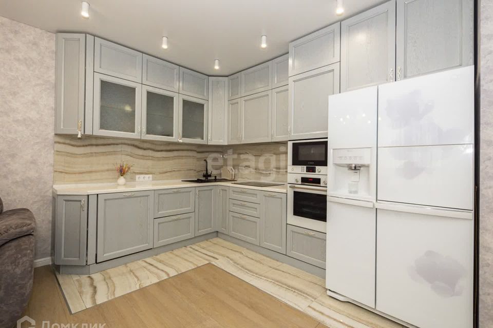 Продаётся 3-комнатная квартира, 94.1 м²