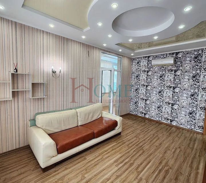 Сдаётся 2-комнатная квартира, 80 м²