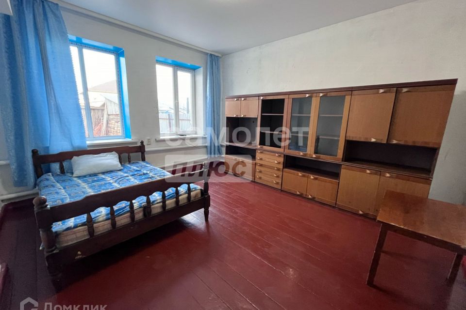 Продаётся 1-комнатная квартира, 62 м²