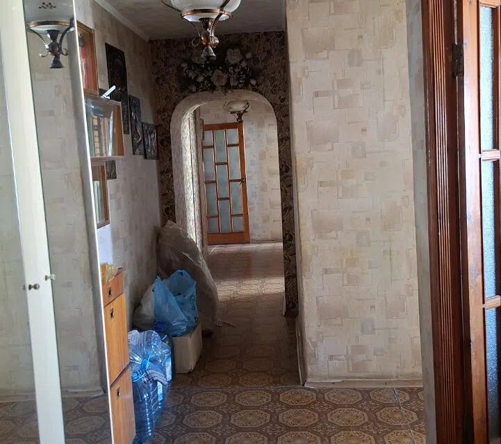 Продаётся 4-комнатная квартира, 89.3 м²