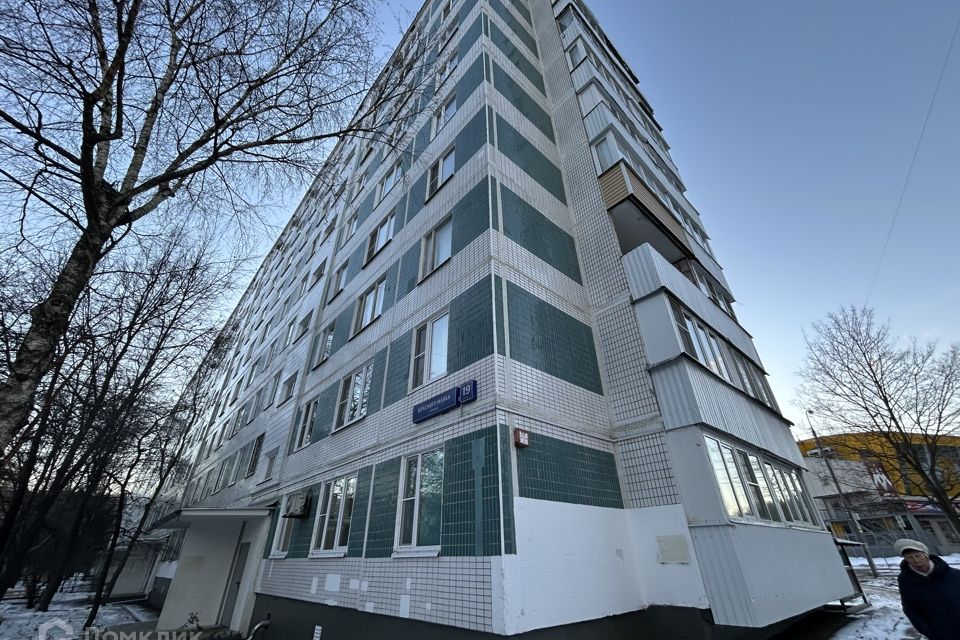 Продаётся 3-комнатная квартира, 58.1 м²