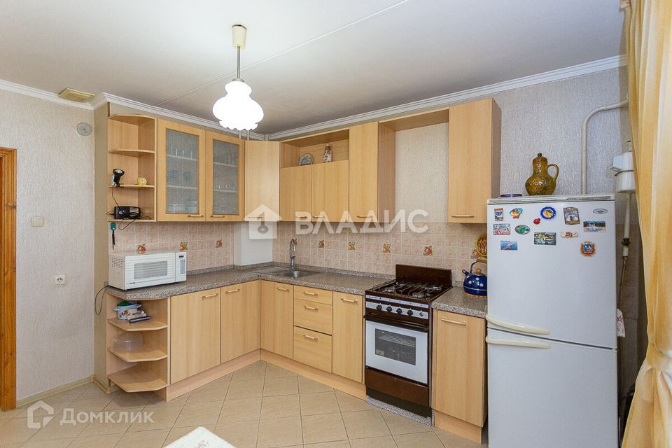 Продаётся 2-комнатная квартира, 64.2 м²
