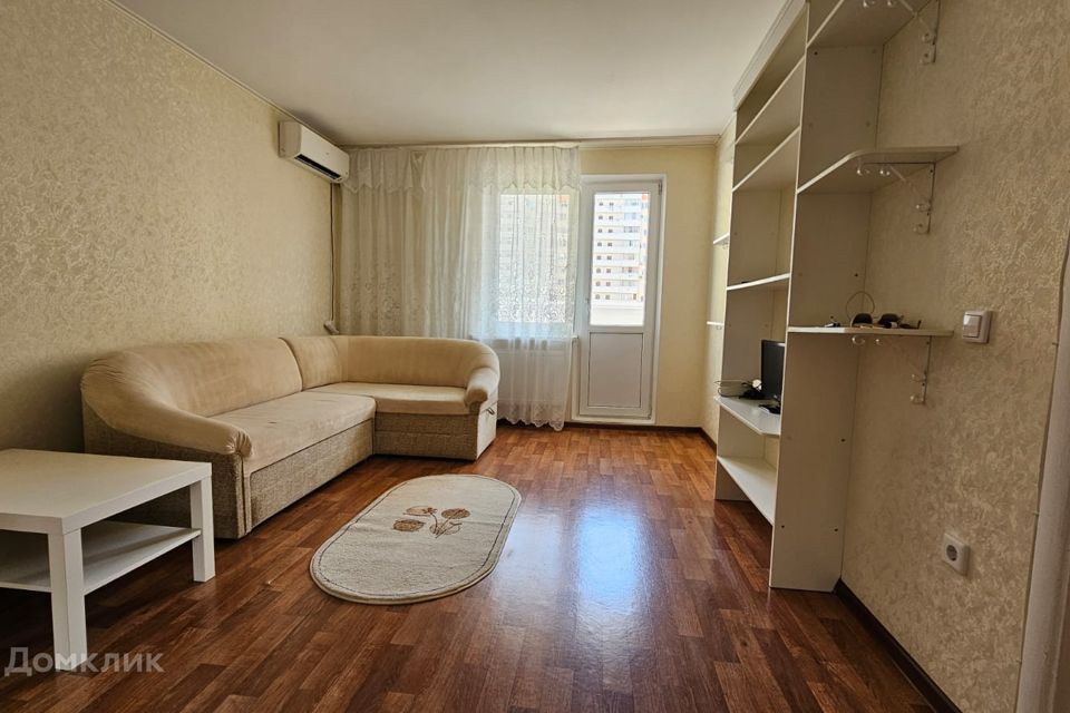 Сдаётся 1-комнатная квартира, 40 м²