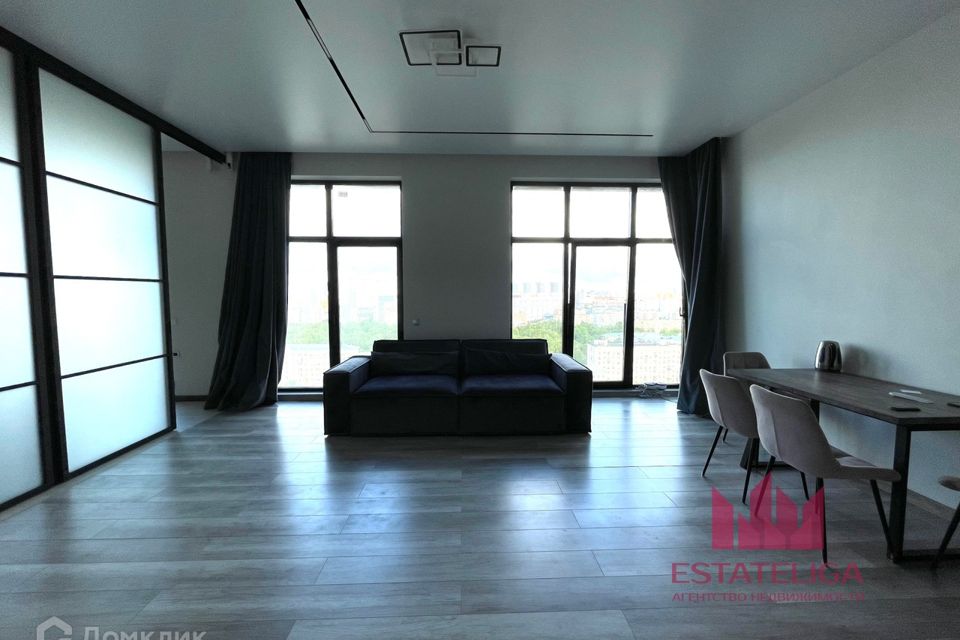 Сдаётся 1-комнатная квартира, 57 м²