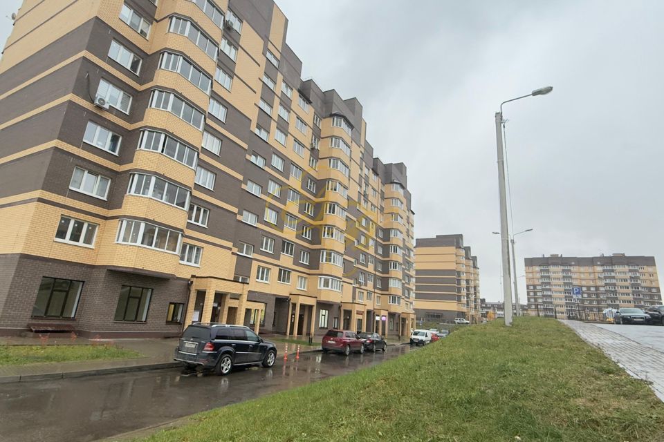 Продаётся 1-комнатная квартира, 46 м²