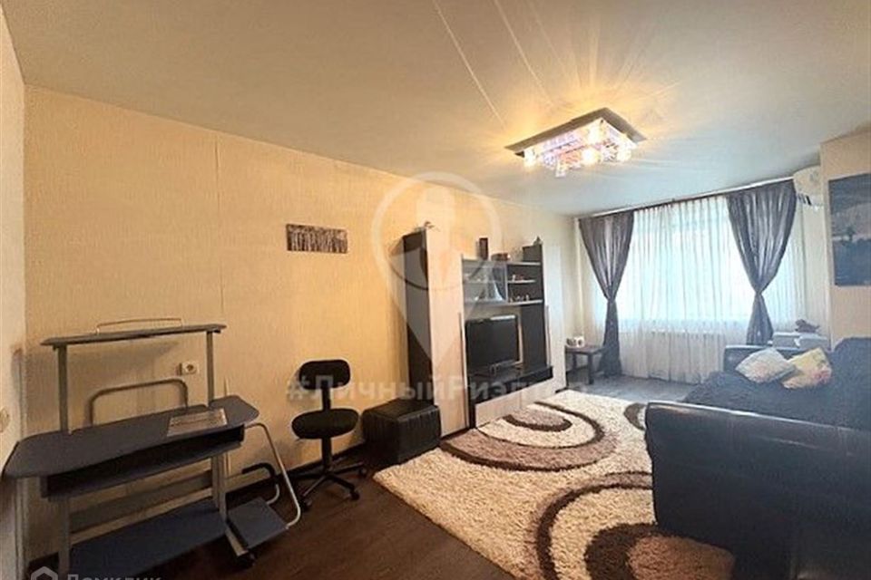 Сдаётся 1-комнатная квартира, 42.7 м²