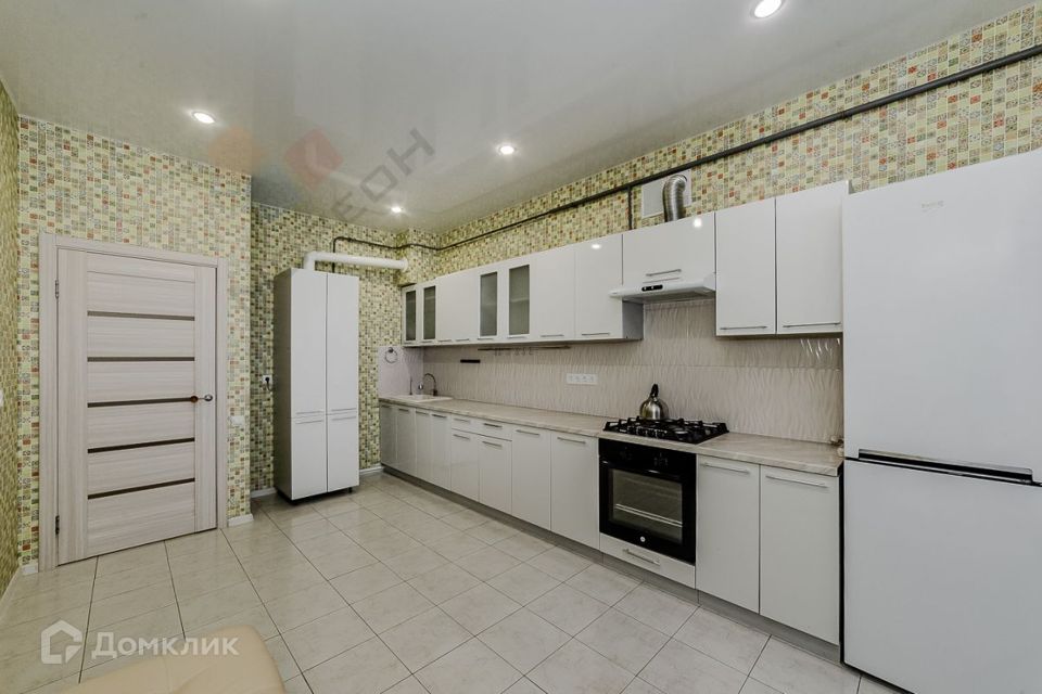 Продаётся 1-комнатная квартира, 46 м²