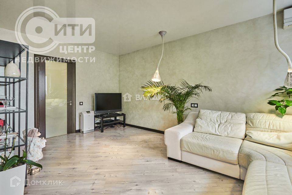 Продаётся 2-комнатная квартира, 68.7 м²