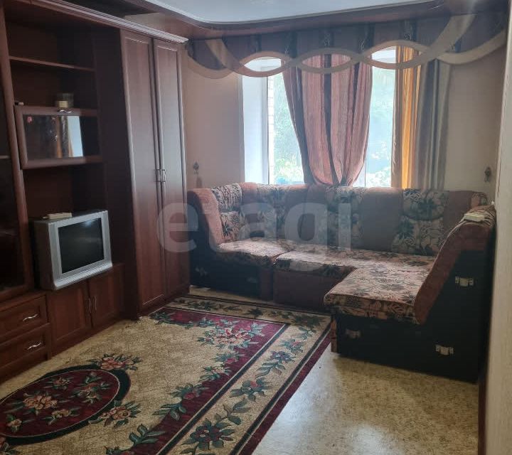 Сдаётся 2-комнатная квартира, 57 м²
