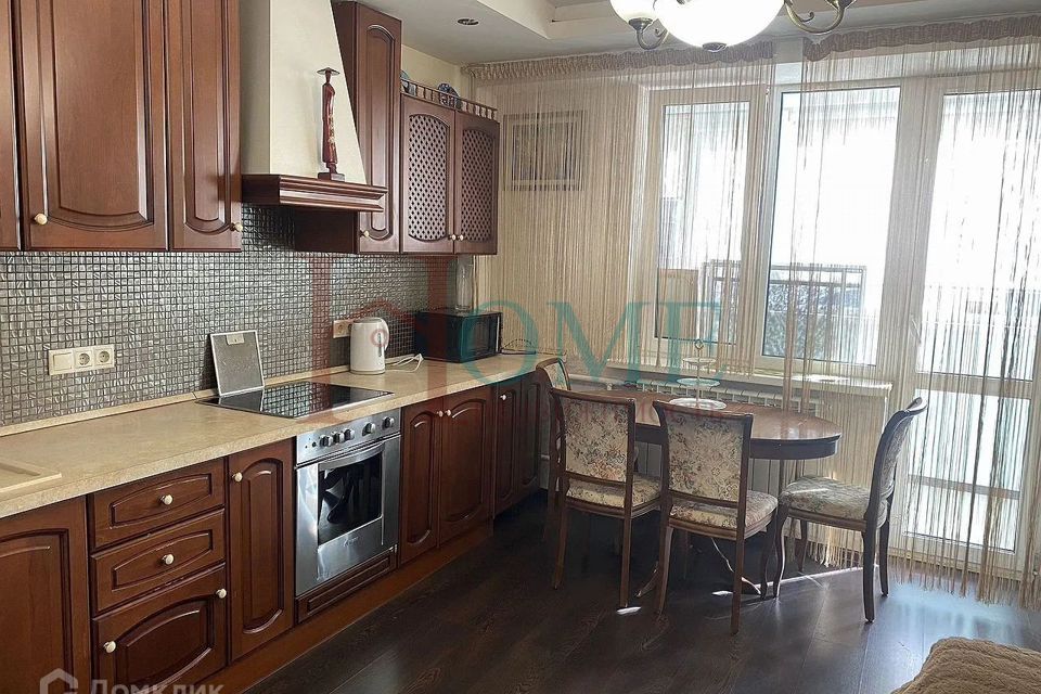Сдаётся 1-комнатная квартира, 50 м²