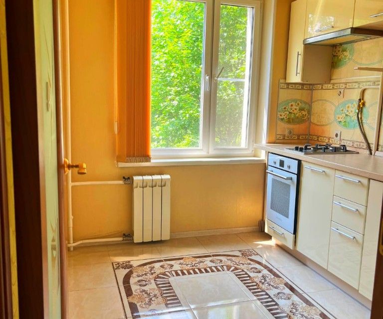 Продаётся 1-комнатная квартира, 33 м²