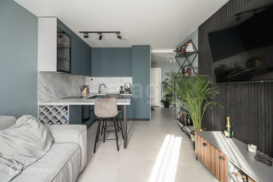 Продаётся 1-комнатная квартира, 47 м²