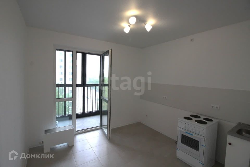 Продаётся 2-комнатная квартира, 57.5 м²