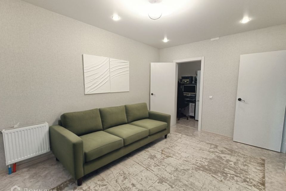 Продаётся 1-комнатная квартира, 43 м²