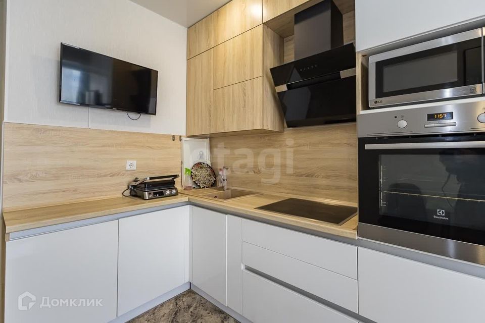 Продаётся 2-комнатная квартира, 64.4 м²
