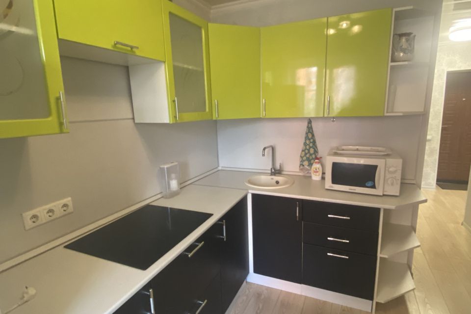 Сдаётся 1-комнатная квартира, 38 м²