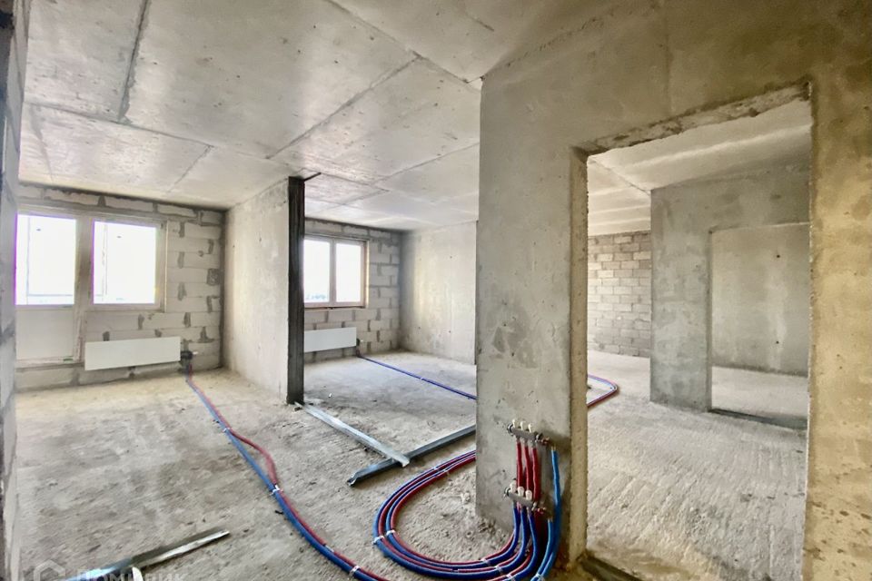 Продаётся 2-комнатная квартира, 76.4 м²