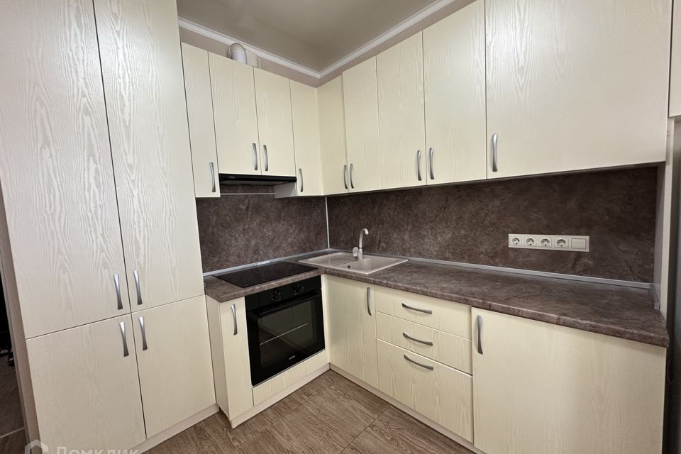Продаётся 1-комнатная квартира, 44 м²