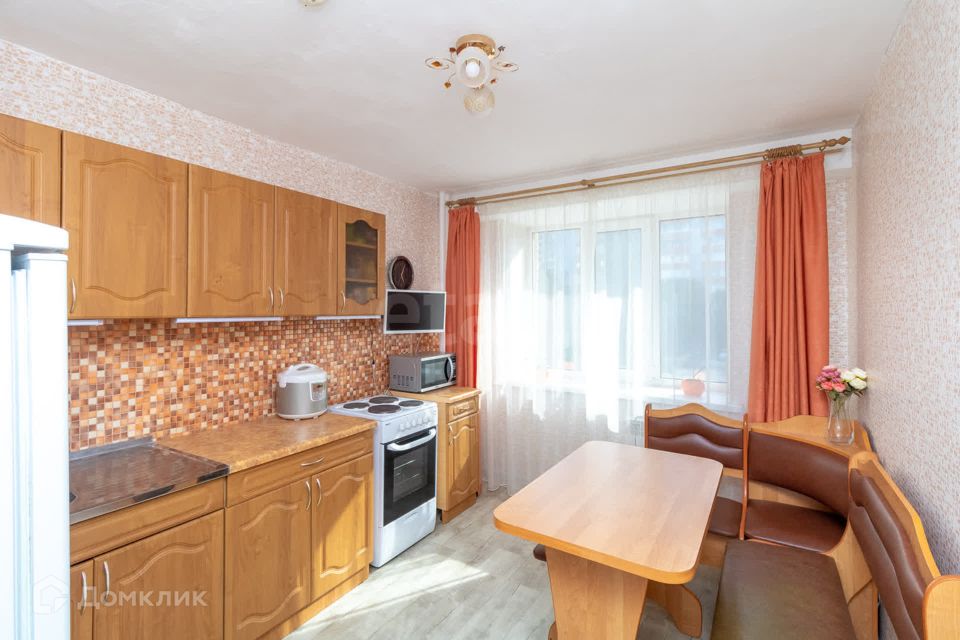 Продаётся 2-комнатная квартира, 54.6 м²