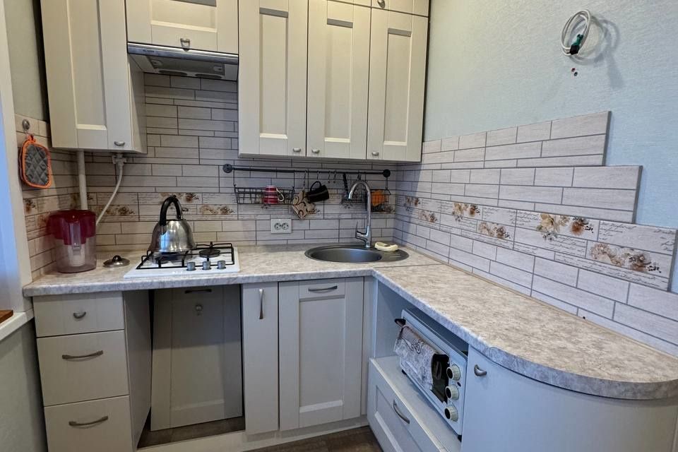 Продаётся 2-комнатная квартира, 42.7 м²