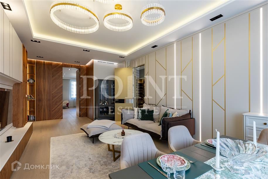 Продаётся 3-комнатная квартира, 128 м²
