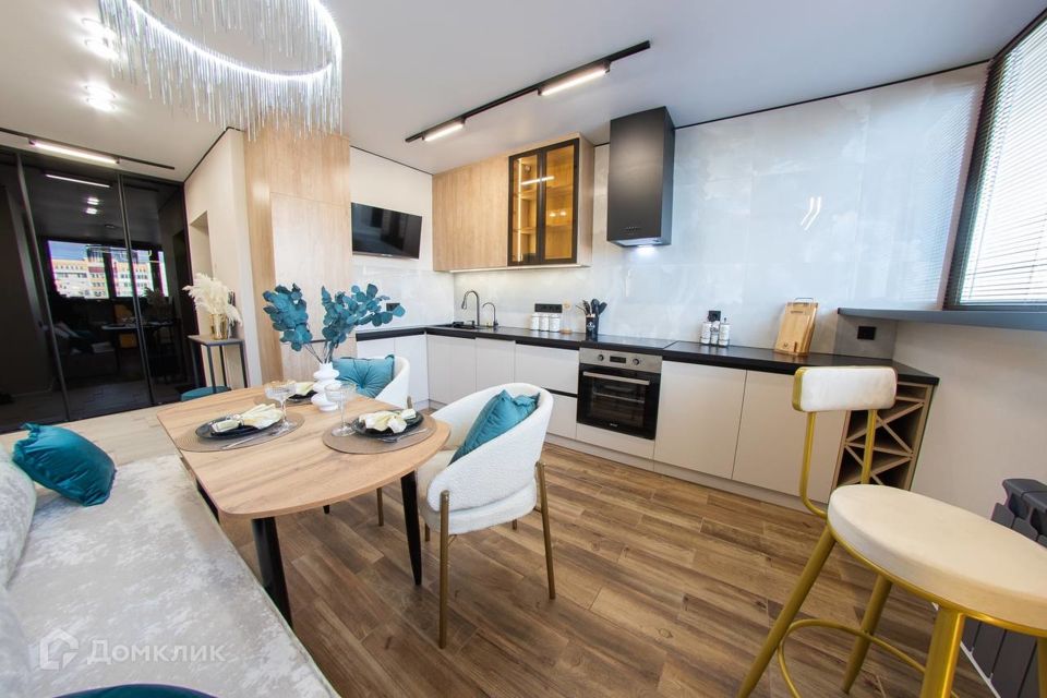 Сдаётся 2-комнатная квартира, 57 м²