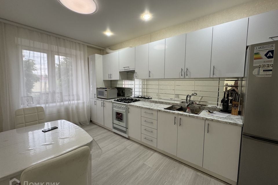 Продаётся 2-комнатная квартира, 60 м²