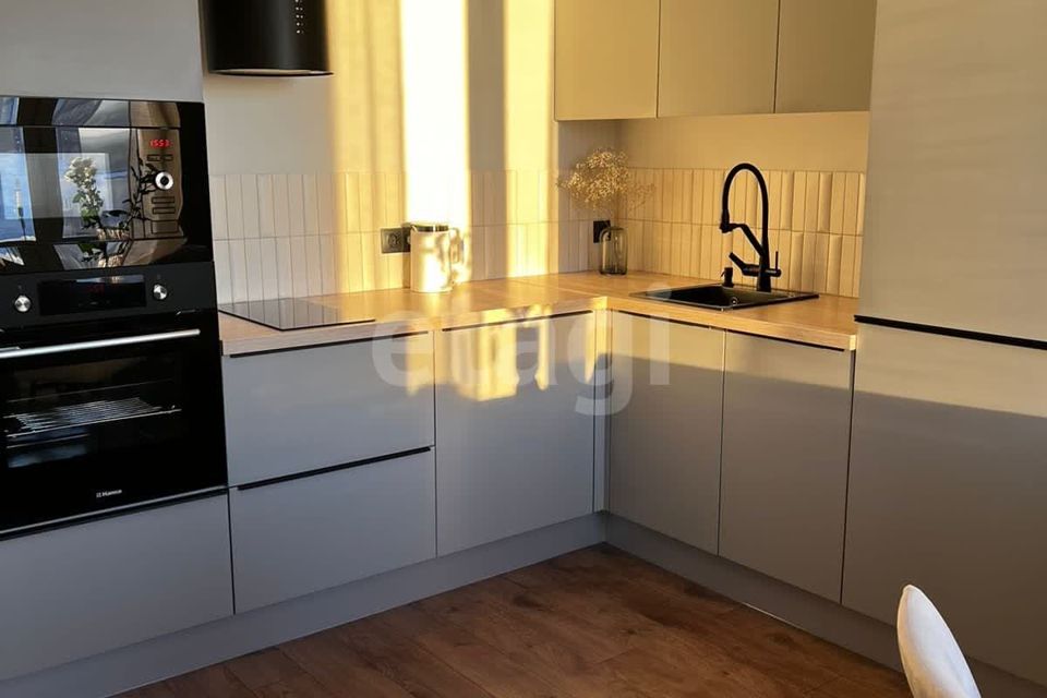 Продаётся 1-комнатная квартира, 38.9 м²
