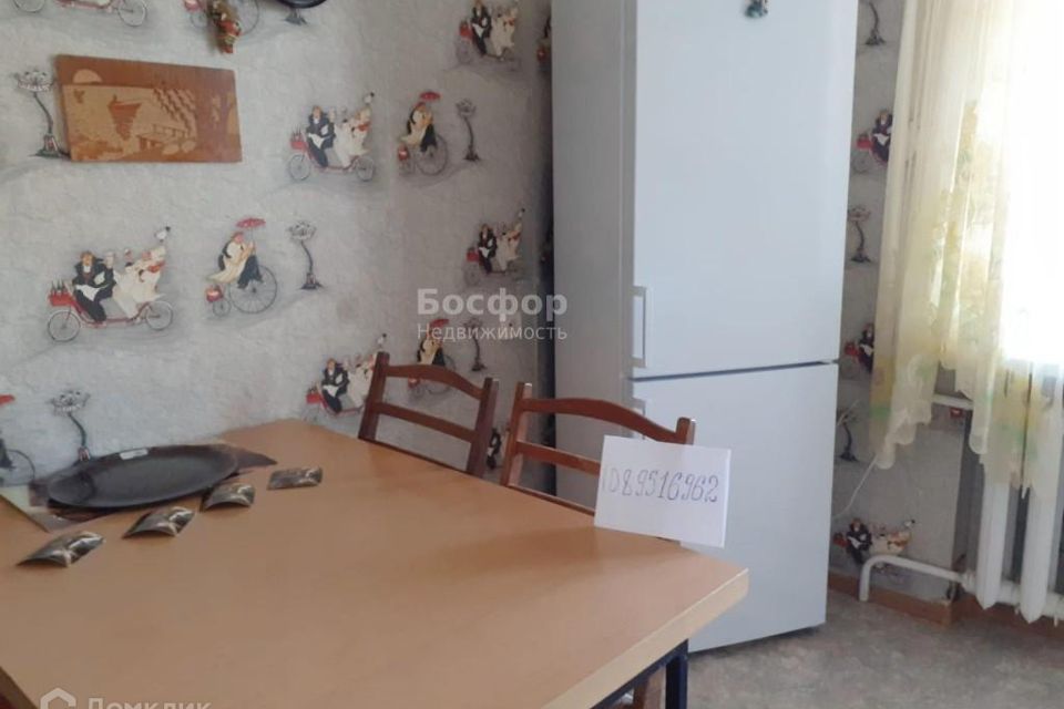 Продаётся 3-комнатная квартира, 72 м²