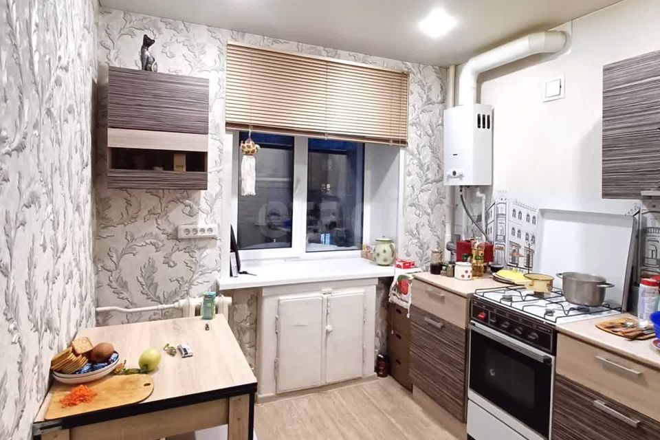 Продаётся 3-комнатная квартира, 55.4 м²