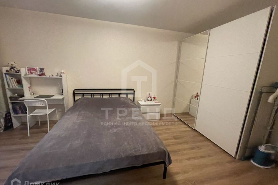 Продаётся 1-комнатная квартира, 46.7 м²
