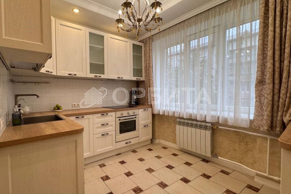 Продаётся 3-комнатная квартира, 96 м²