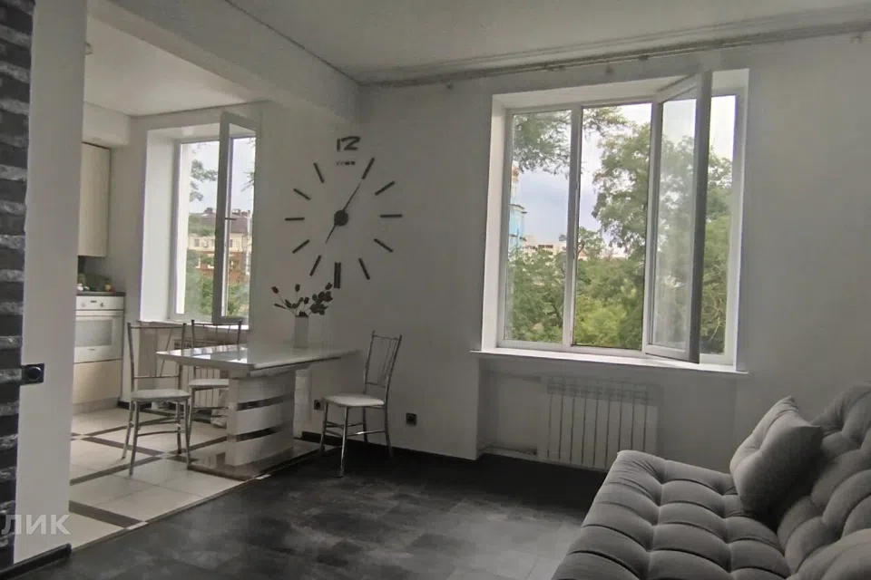 Сдаётся 3-комнатная квартира, 79 м²