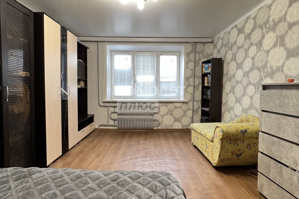 Продаётся 1-комнатная квартира, 37.4 м²