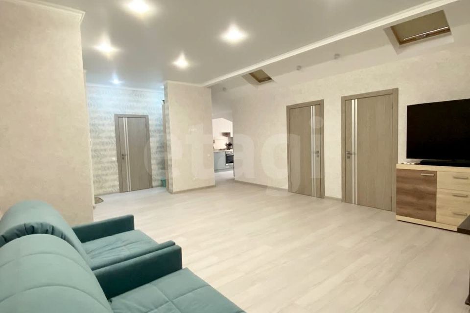 Продаётся 3-комнатная квартира, 75.6 м²