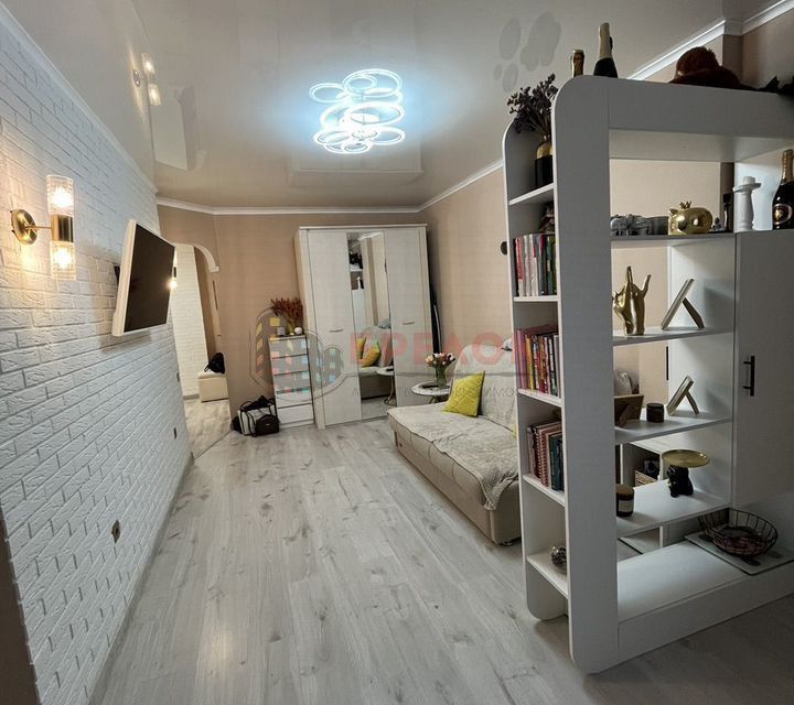Продаётся 1-комнатная квартира, 35.7 м²