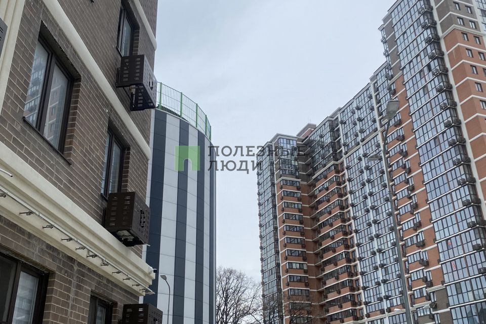 Продаётся 1-комнатная квартира, 43 м²
