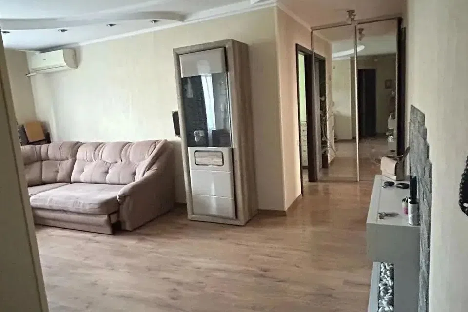 Продаётся 3-комнатная квартира, 63 м²