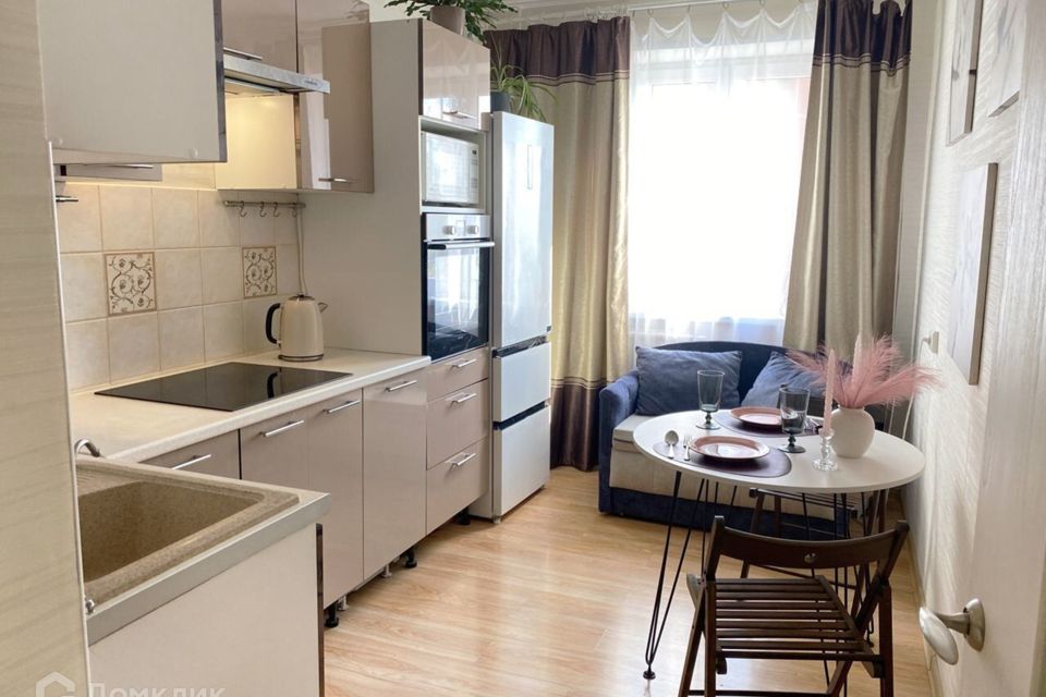 Продаётся 2-комнатная квартира, 65 м²