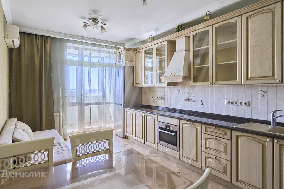 Продаётся 2-комнатная квартира, 91 м²